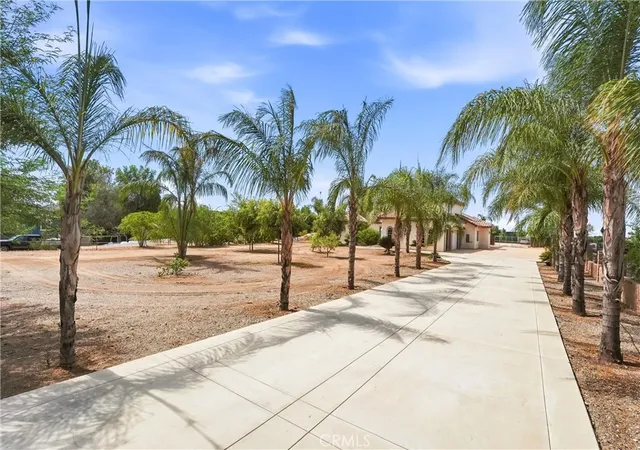 Photo 4 of Single family home for sale at 19373 Day St, Perris, CA 92570 | MLS# PW26200043 | Listing updated on 2026-09-13