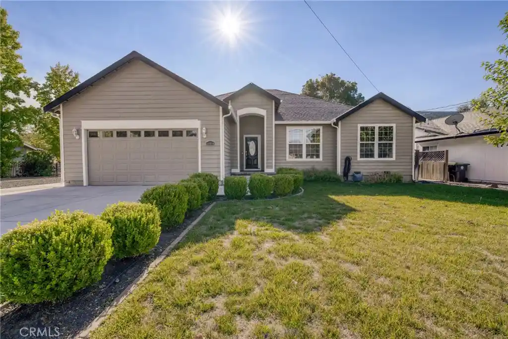 Photo 1 of Single family home for sale at 18094 Spyglass, Hidden Valley Lake, CA 95467 | MLS# LC26197881 | Listing updated on 2026-10-22