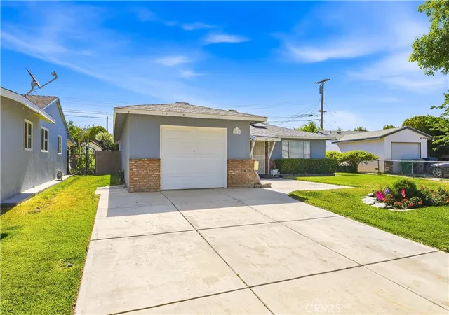 Photo 2 of Sale Pending at 45308 Newtree, Lancaster, CA 93534 | MLS# SR26199736 | Listing updated on 2026-10-10