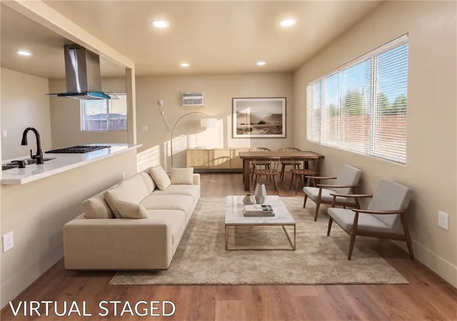 Photo 3 of Sale Pending at 130 N Grape St, Visalia, CA 93291 | MLS# FR26200029 | Listing updated on 2026-09-19