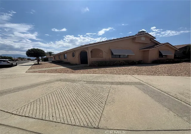 Photo 1 of Single family home for sale at 844 La Morena, Hemet, CA 92545 | MLS# IG26200055 | Listing updated on 2026-09-18