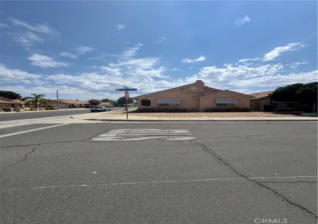 Photo 3 of Single family home for sale at 844 La Morena, Hemet, CA 92545 | MLS# IG26200055 | Listing updated on 2026-09-18