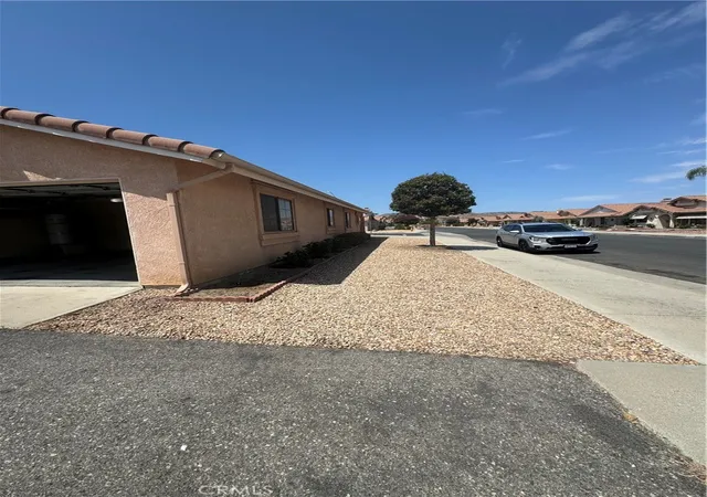 Photo 3 of Single family home for sale at 844 La Morena, Hemet, CA 92545 | MLS# IG26200055 | Listing updated on 2026-09-18