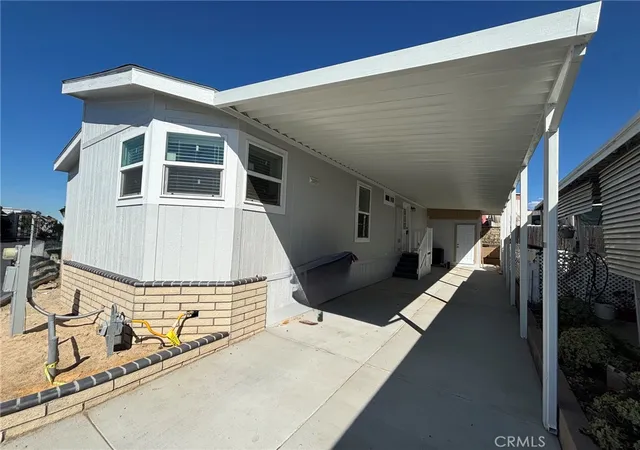 Photo 2 of Manufactured home for sale at 301 E Foothill Blvd #130, Pomona, CA 91767 | MLS# CV26200110 | Listing updated on 2026-10-10