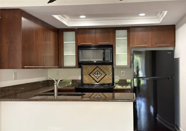 Listing Photo 5 - Condo for sale in building located at 65 Largo St, Laguna Niguel, CA 92677