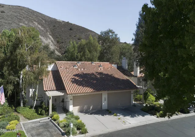 Photo 2 of Townhouse for sale at 790 N Valley Dr, Westlake Village, CA 91362 | MLS# 226004372 | Listing updated on 2026-10-08