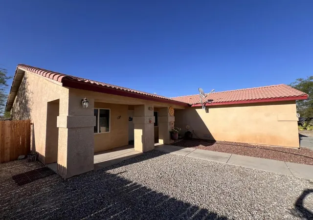 Photo 2 of Single family home for sale at 1276 Nile Dr, Thermal, CA 92274 | MLS# 219152633DA | Listing updated on 2026-09-13