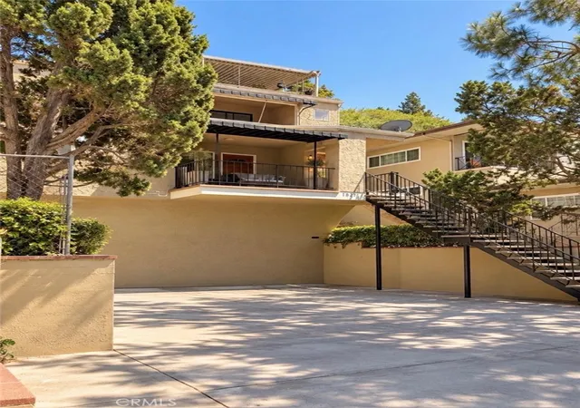 Multi family home for sale at 1825 N Easterly Ter, Los Angeles, CA 90026 | MLS# SR26200181