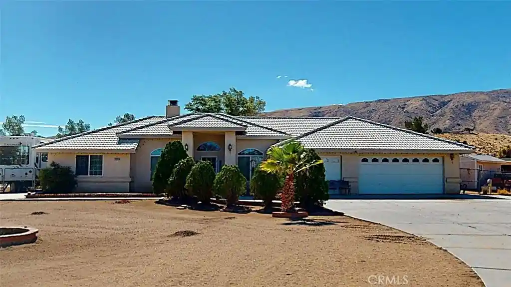 Photo 1 of Single family home for sale at 21723 Hercules St, Apple Valley, CA 92308 | MLS# HD26199309 | Listing updated on 2026-10-21