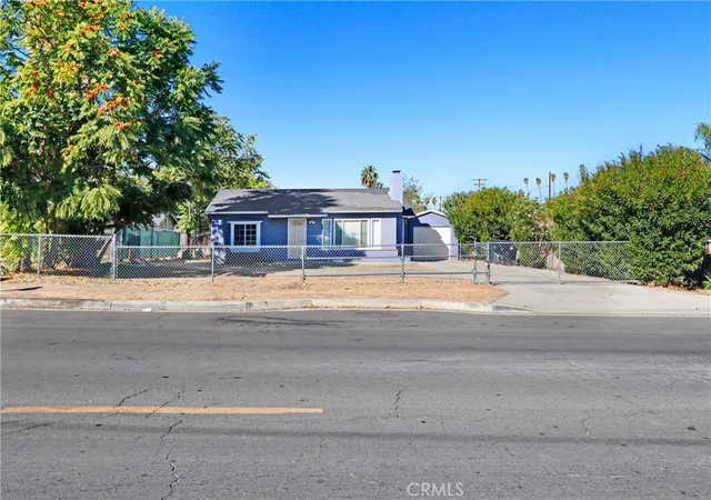 Photo 1 of Single family home for sale at 255 N Yale, Hemet, CA 92544 | MLS# SW26184449 | Listing updated on 2026-10-13
