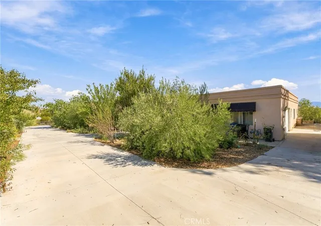 Photo 2 of Single family home for sale at 20057 Rancherias, Apple Valley, CA 92307 | MLS# HD26200234 | Listing updated on 2026-09-29