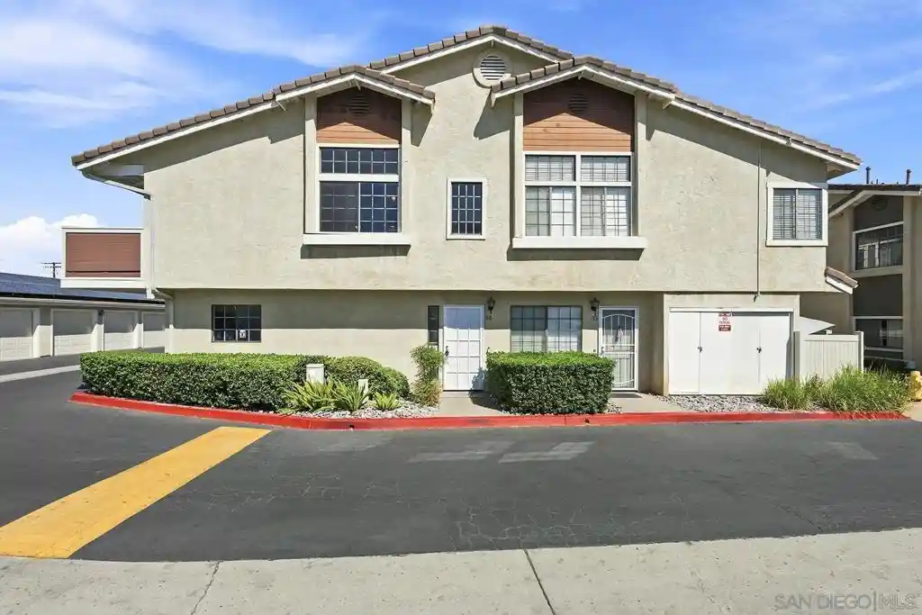 Listing Photo 1 - Condo for sale in 10150 Palm Gln Dr located at 10150 Palm Gln Dr, Santee, CA 92071 - Unit #34
