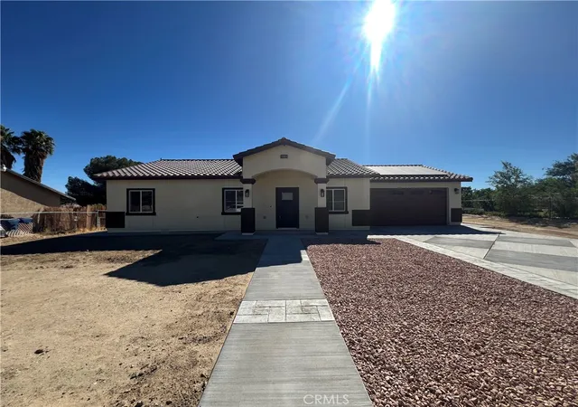 Photo 2 of Single family home for sale at 40546 172nd Street E, Lake Los Angeles, CA 93525 | MLS# SR26200295 | Listing updated on 2026-10-04