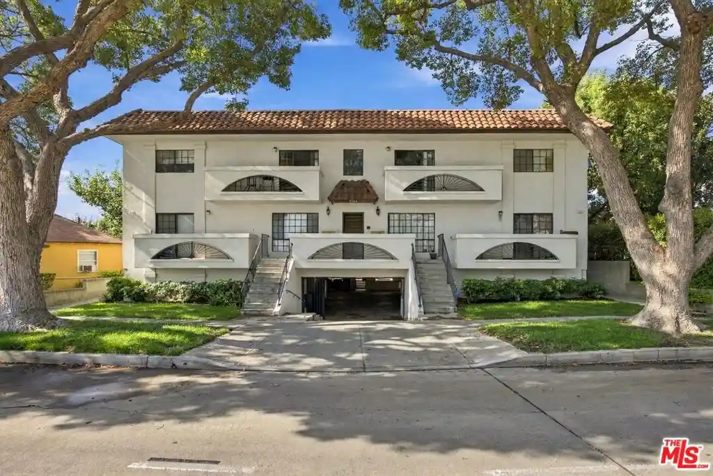 Multi family home for sale at 1544 N Edison Blvd, Burbank, CA 91505 | MLS# 26987683