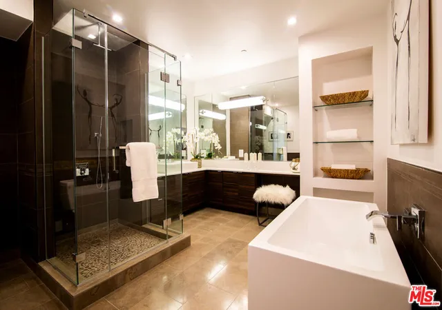 Photo 3 of Townhouse for sale at 1015 Figueroa Ter #22, Los Angeles, CA 90012 | MLS# 26987771 | Listing updated on 2026-09-26