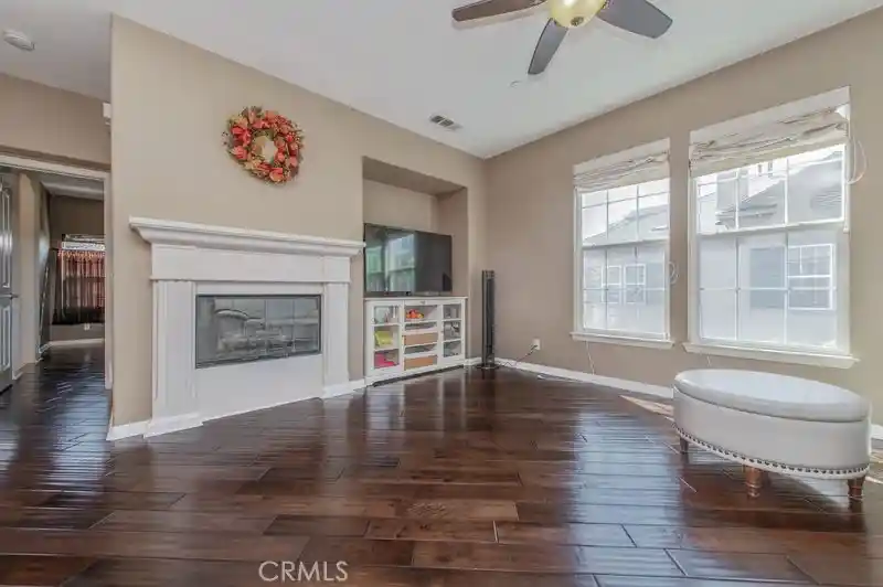 Listing Photo 1 - Condo for sale in 15212 Grant located at 15212 Grant, Tustin, CA 92782 - Unit 15212 Grant