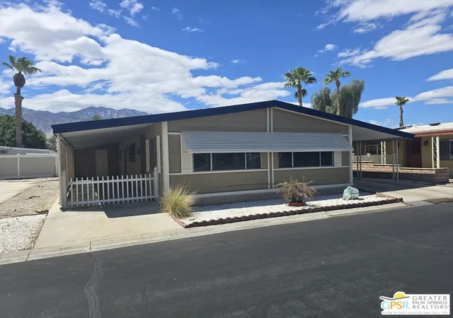 Photo 2 of Manufactured home for sale at 294 Juniper Dr, Palm Springs, CA 92264 | MLS# 26987807PS | Listing updated on 2026-10-09