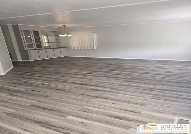 Photo 4 of Manufactured home for sale at 294 Juniper Dr, Palm Springs, CA 92264 | MLS# 26987807PS | Listing updated on 2026-10-31