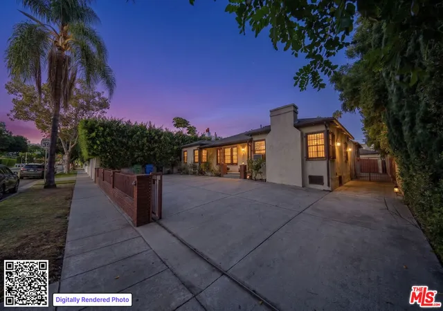 Single family home for sale at 516 N Crescent Hts Blvd, Los Angeles, CA 90048 | MLS# 26987767