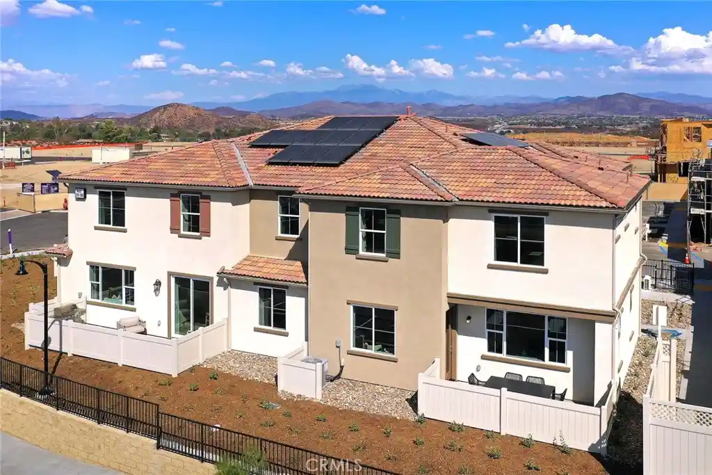 Listing Photo 1 - Condo for sale in 36135 Tessa Ave located at 36135 Tessa Ave, Murrieta, CA 92563 - Unit #2002