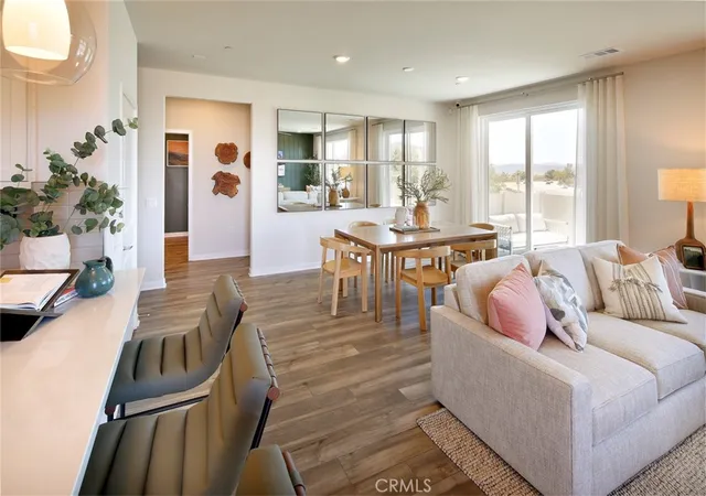 Listing Photo 5 - Condo for sale in building located at 36135 Tessa Ave, Murrieta, CA 92563 - Unit #2002