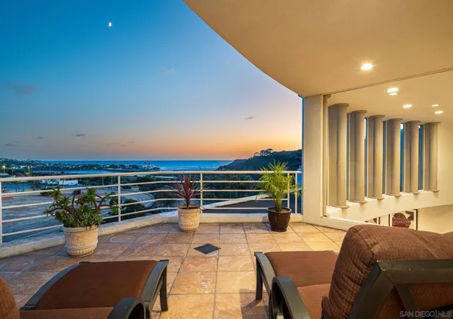 Photo 3 of Single family home for sale at 117 Via De La Valle, Del Mar, CA 92014 | MLS# 260022441SD | Listing updated on 2026-09-30