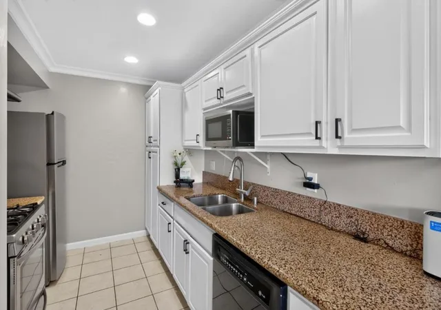 Listing Photo 5 - Condo for sale in building located at 378 San Miguel Ct, Milpitas, CA 95035 - Unit #2
