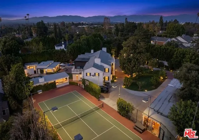 Photo 1 of Mansion for sale at 17503 Rancho St, Encino, CA 91316 | MLS# 26980191 | Listing updated on 2026-09-21