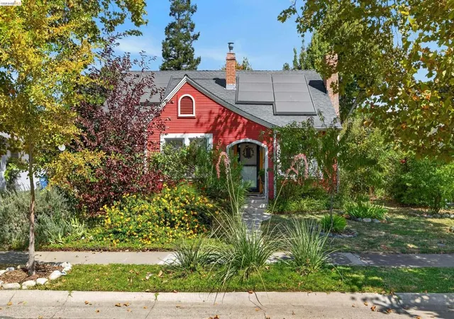 Photo 1 of Single family home for sale at 1169 1st Avenue, Walnut Grove, CA 95690 | MLS# 41148178 | Listing updated on 2026-10-11