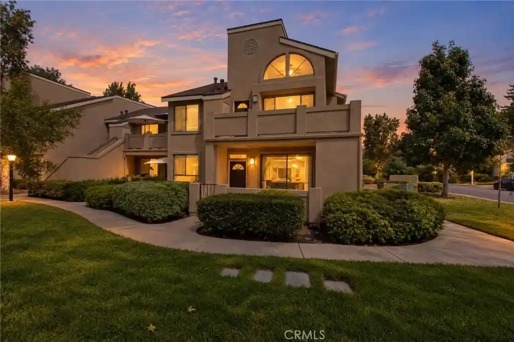 Listing Photo 1 - Condo for sale in 5722 E Stillwater located at 5722 E Stillwater, Orange, CA 92869 - Unit #11