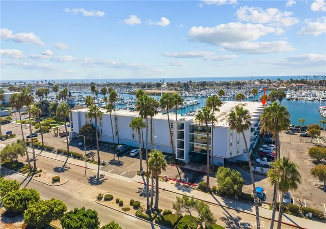 Photo 2 of Condo for sale at 2901 Peninsula Rd #137, Oxnard, CA 93035 | MLS# SR26198045 | Listing updated on 2026-10-11
