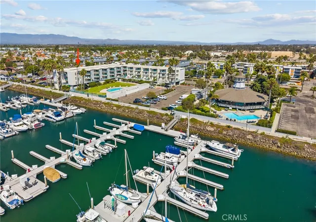 Photo 3 of Condo for sale at 2901 Peninsula Rd #137, Oxnard, CA 93035 | MLS# SR26198045 | Listing updated on 2026-10-11