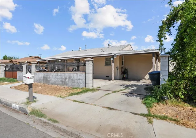 Photo 4 of Sale Pending at 332 W 11th Street, Perris, CA 92570 | MLS# IV26200777 | Listing updated on 2026-10-30