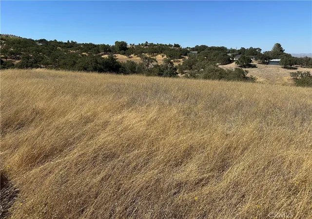 Photo 3 of Land for sale at 350 Robles Rd, Paso Robles, CA 93446 | MLS# SC26200866 | Listing updated on 2026-09-16