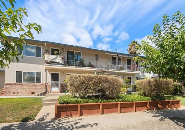 Photo 2 of Multi family home for sale at 2813 Joseph Ave, San Jose, CA 95124 | MLS# ML82061191 | Listing updated on 2026-10-07