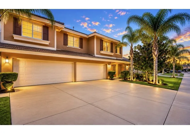Photo 2 of Single family home for sale at 8550 Rolling Hills Dr, Corona, CA 92883 | MLS# IG26201004 | Listing updated on 2026-10-03