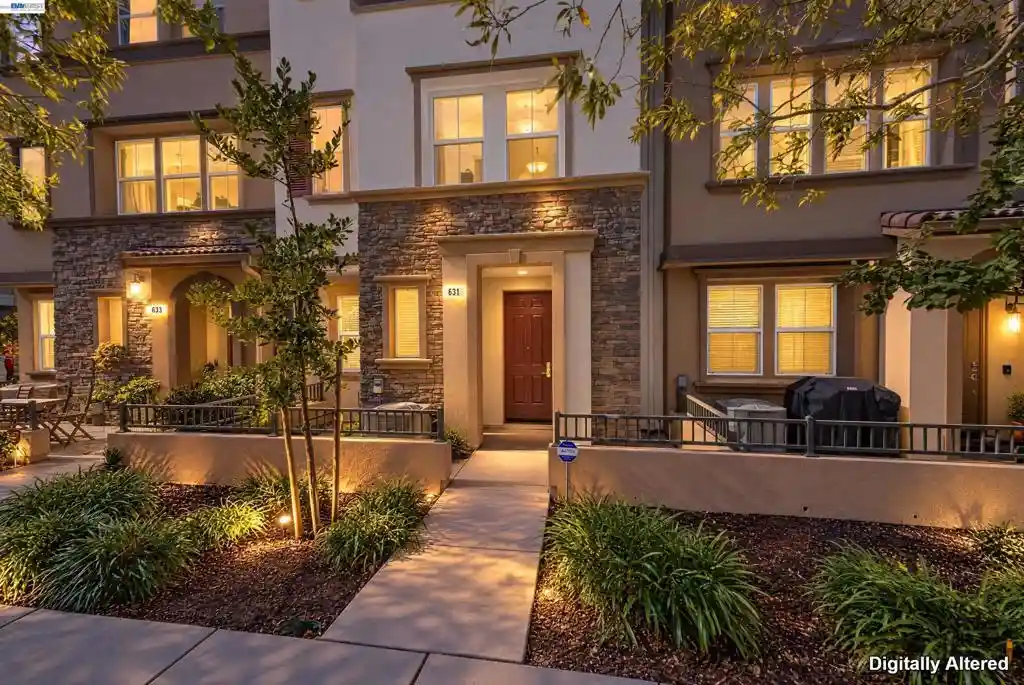 Listing Photo 1 - Condo for sale in 631 Moss Wy located at 631 Moss Wy, Hayward, CA 94541 - Unit 631 Moss Way
