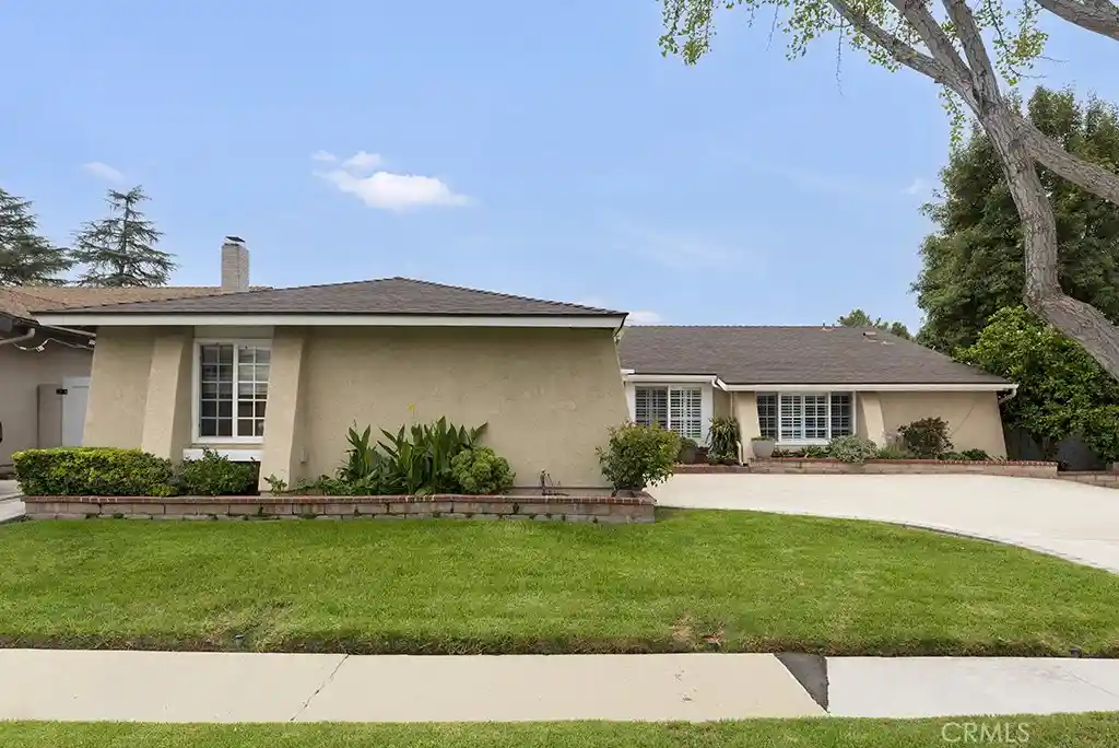 Single family home for sale at 2880 Barnes St, Simi Valley, CA 93065 | MLS# SR26201409