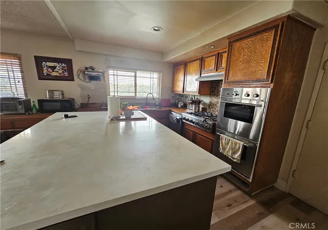 Photo 2 of Single family home for sale at 7349 Zombar, Van Nuys, CA 91406 | MLS# SR26201158 | Listing updated on 2026-09-16