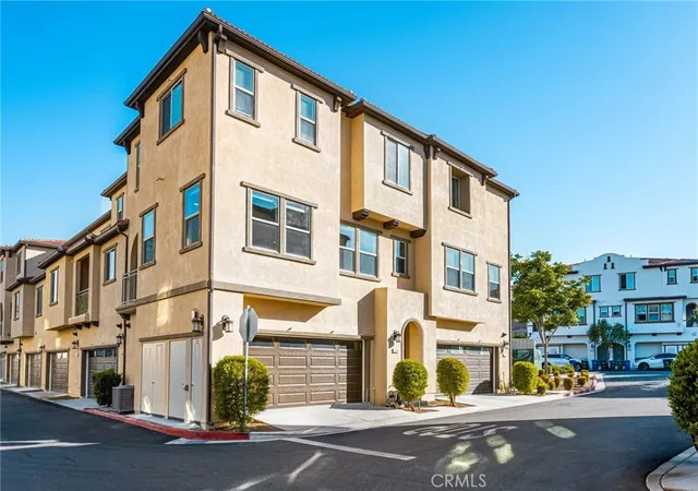 Photo 1 of Condo for sale at 114 High Meadow, Lake Forest, CA 92610 | MLS# OC26197593 | Listing updated on 2026-10-09