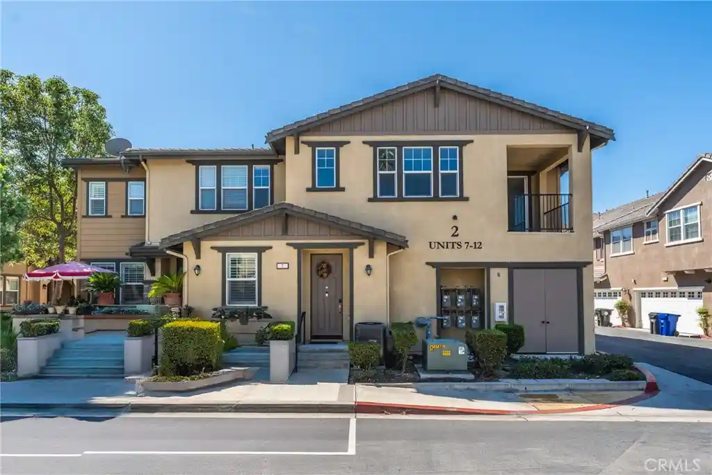 Condo for sale at 16001 Chase, Fontana, CA 92336 | MLS# IV26201431