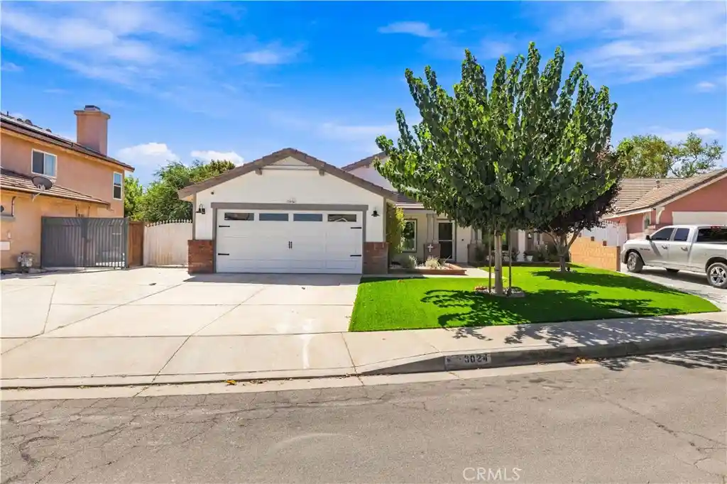 Photo 1 of Single family home for sale at 3024 Holline Ct, Lancaster, CA 93535 | MLS# SR26200689 | Listing updated on 2026-10-17
