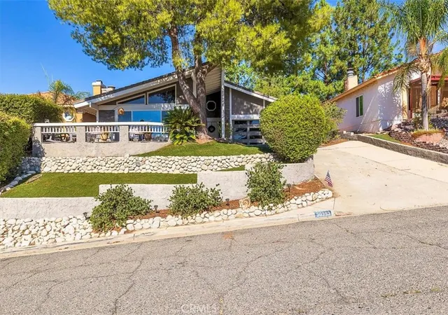 Photo 2 of Single family home for sale at 30393 Early Round, Canyon Lake, CA 92587 | MLS# SW26201778 | Listing updated on 2026-09-27