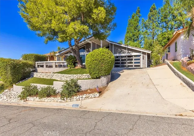 Photo 3 of Single family home for sale at 30393 Early Round, Canyon Lake, CA 92587 | MLS# SW26201778 | Listing updated on 2026-09-27