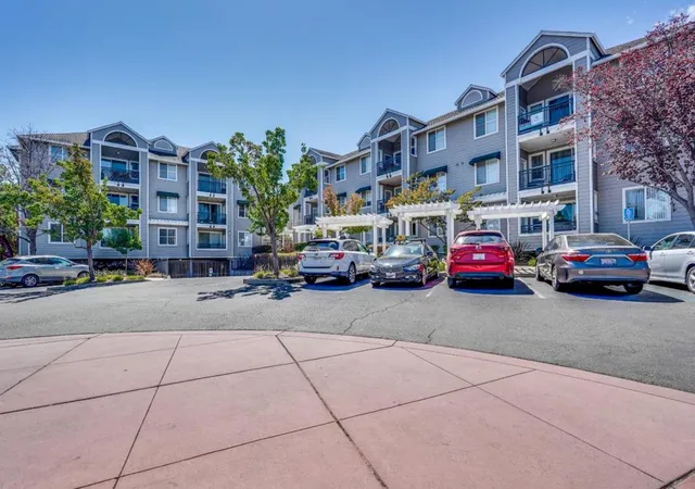 Photo 1 of Sale Pending at 1982 W Bayshore Rd #224, East Palo Alto, CA 94303 | MLS# ML82061284 | Listing updated on 2026-09-29