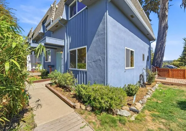Photo 2 of Condo for sale at 7555 Sunset Way #6, Aptos, CA 95003 | MLS# ML82061291 | Listing updated on 2026-09-26