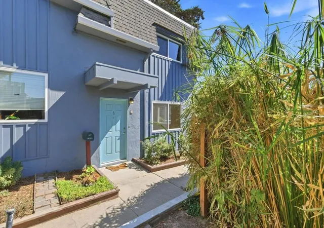 Photo 3 of Condo for sale at 7555 Sunset Way #6, Aptos, CA 95003 | MLS# ML82061291 | Listing updated on 2026-09-26