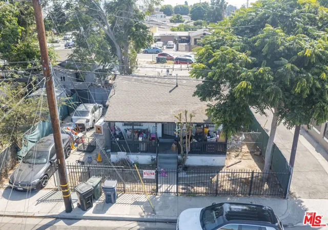 Photo 3 of Multi family home for sale at 7408 Elsie St, Los Angeles, CA 90001 | MLS# 26988461 | Listing updated on 2026-09-16