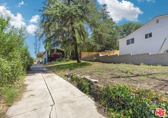 Photo 1 of Sale Pending at 1316 N Avenue 46, Los Angeles, CA 90041 | MLS# 26988271 | Listing updated on 2026-09-21