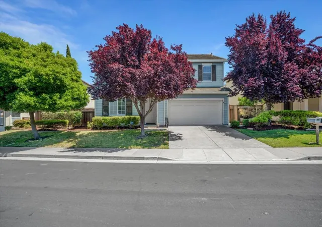 Single family home for sale at 5704 Oakmont Dr, San Pablo, CA 94806 | MLS# ML82061327